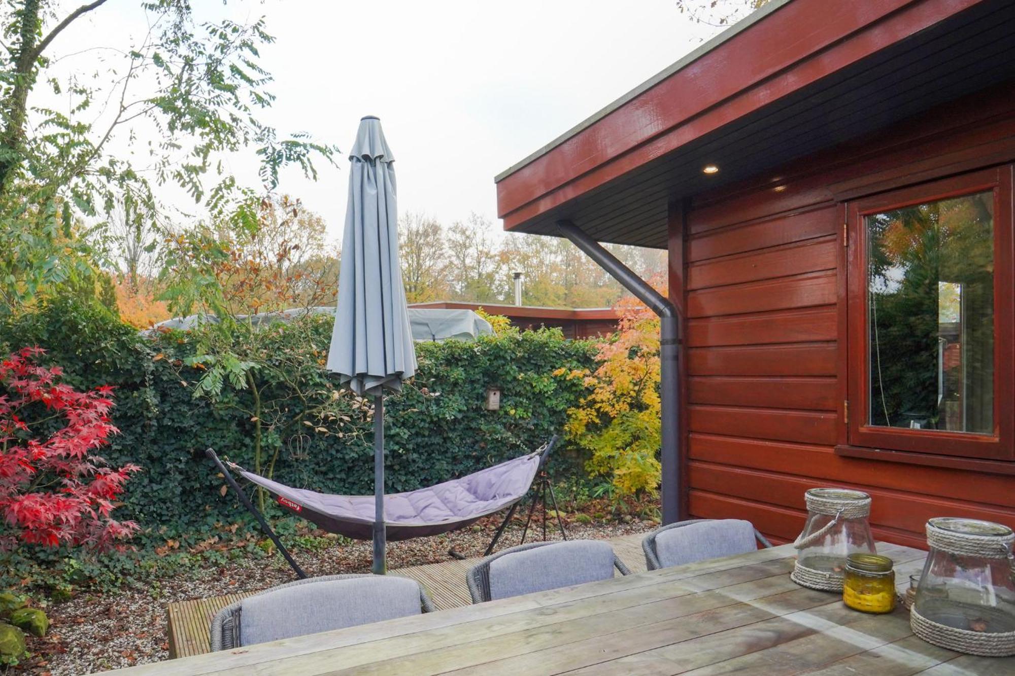 Better Together - Luxe Chalet Met Houtkachel Erm Exterior photo